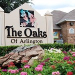 Oaks of Arlington Apartment Entrance